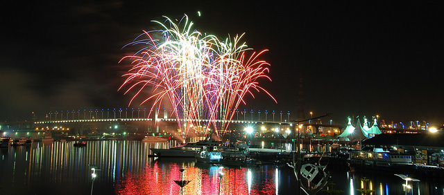 All Smiles - Melbourne Waterfront
