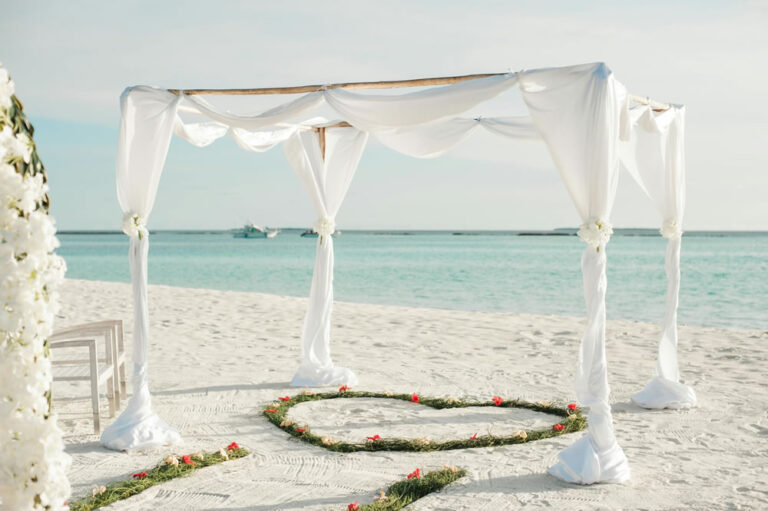 Read more about the article How to Plan a Beach Wedding: Ideas, Tips, and Inspiration