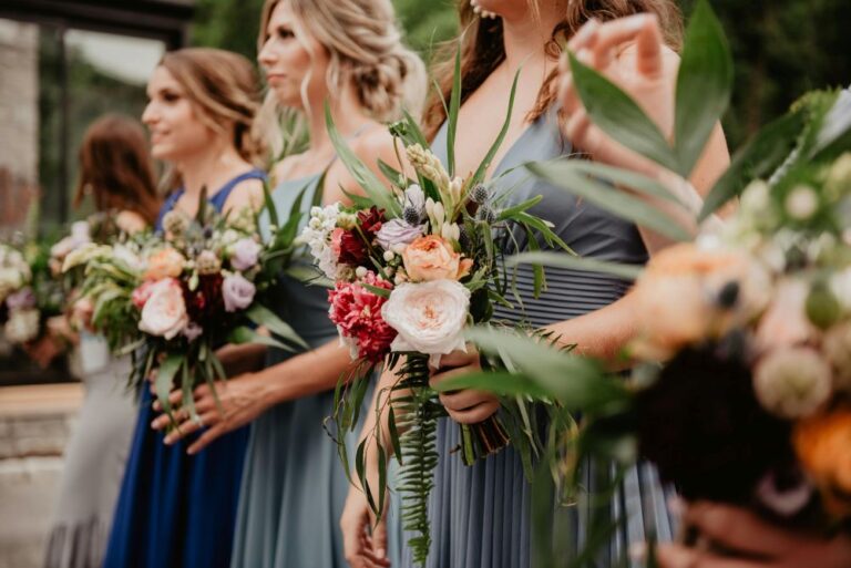 Read more about the article 10 Bridal Party Styling Tips for Melbourne Weddings