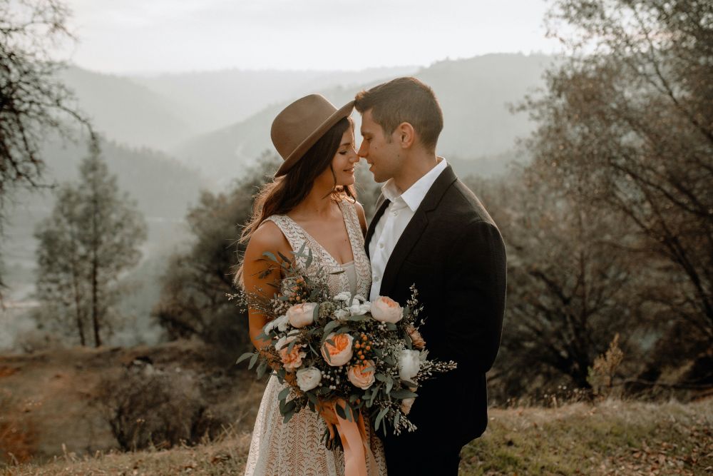 How to Choose a Wedding Theme and Style