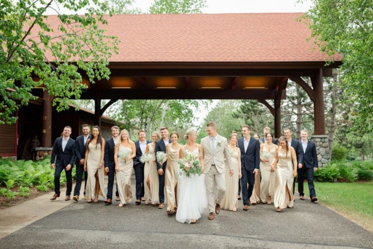 Read more about the article Choosing Your Bridal Party: Friendship, Fashion and a Little Bit of Fabulous in Melbourne
