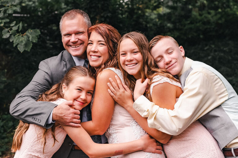 Read more about the article How to Plan a Blended Family Wedding: Tips for a Memorable Day