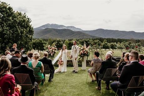 Feathertop Winery