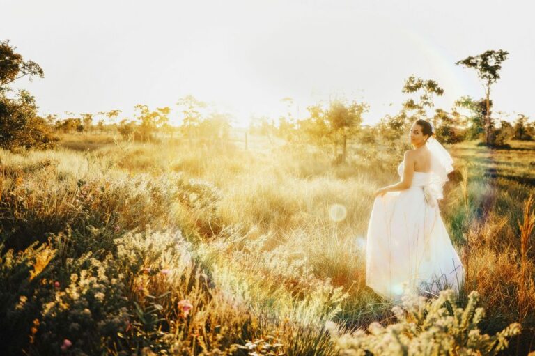 Read more about the article Hot Weather Wedding Survival Checklist for Melbourne Brides