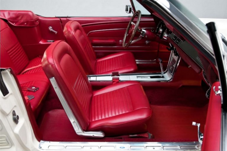 Mustang Chauffeured Cars