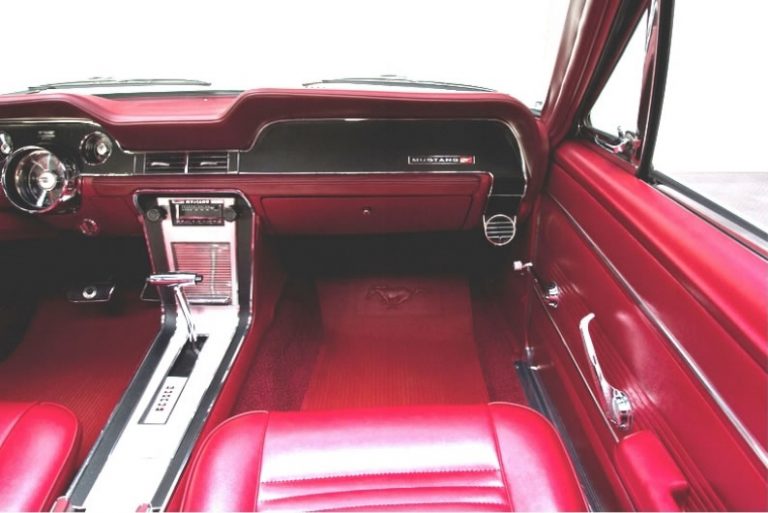 Mustang Chauffeured Cars