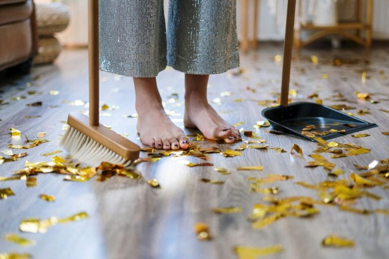 Read more about the article Post-Wedding Cleanup & Pack-Down List