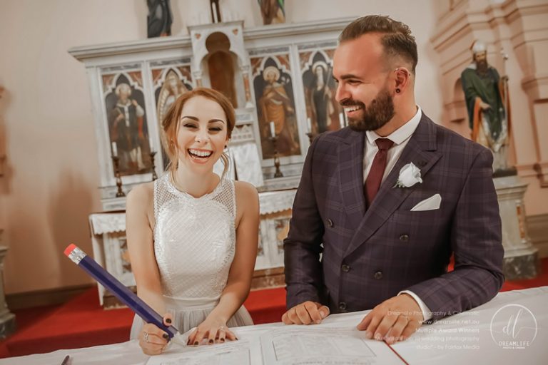 Read more about the article Real Wedding – Emily & Adam