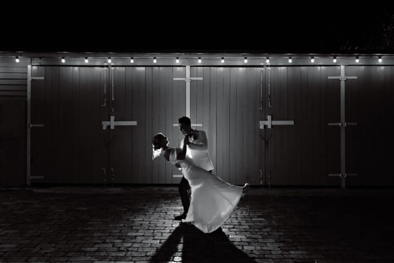 Read more about the article Real Wedding – Kerry & Dom