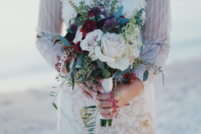 Read more about the article 💐 8 Best Melbourne Wedding Florists (2026)