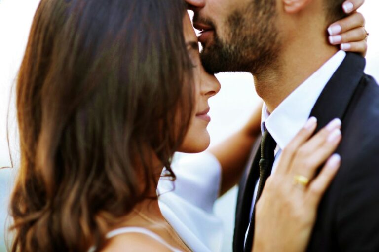 Read more about the article Wedding Budget Guide Melbourne & Victoria: Where to Spend Wisely