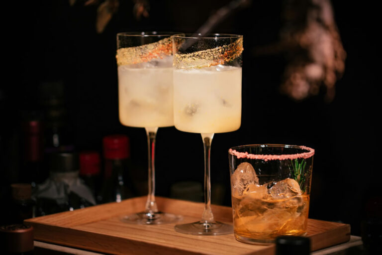 Read more about the article How to Create a Signature Cocktail for Your Wedding or Party: A Fun and Delicious Guide