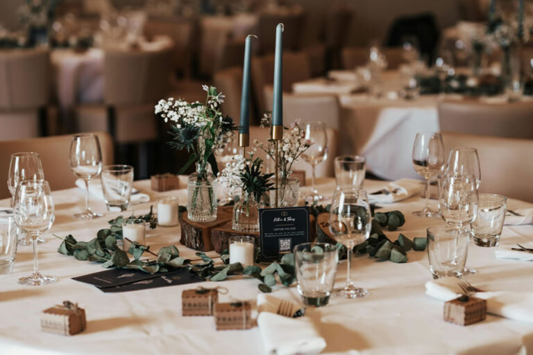 Read more about the article Easy DIY Wedding Projects: Creative Ideas to Personalise Your Big Day in Melbourne