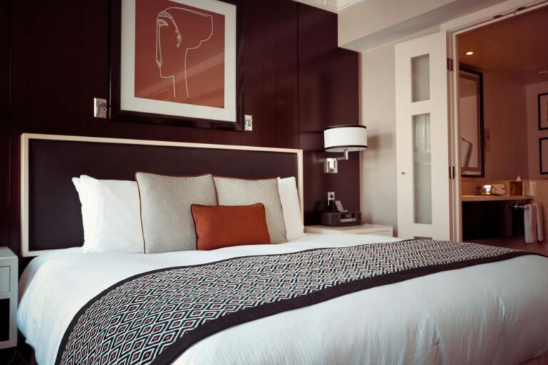 Read more about the article The Wedding VIC Insider: Accommodation & Transport Logistics