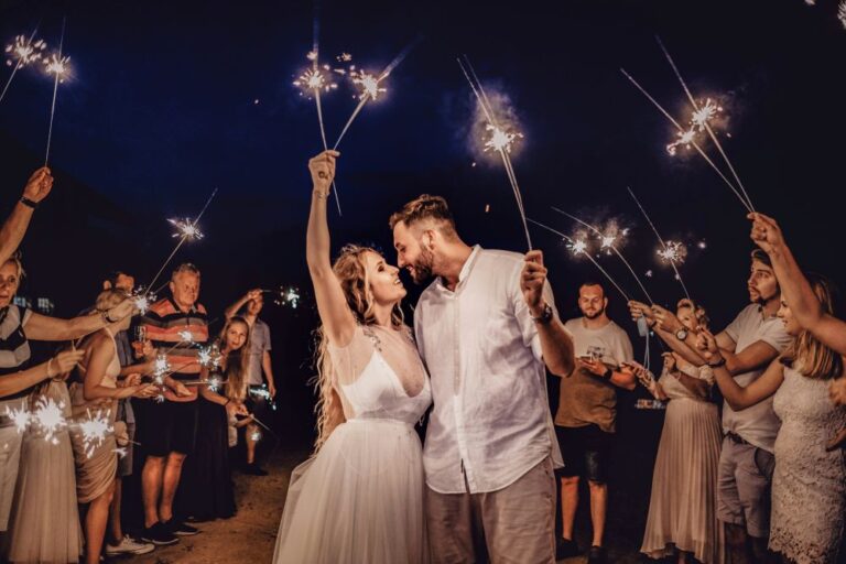 Read more about the article The Ultimate Victorian Australian Wedding Guest Guide