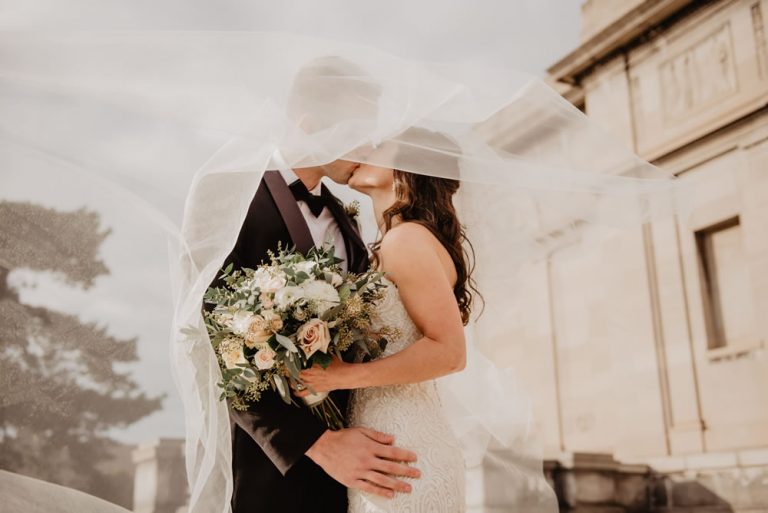 Read more about the article 📷 21 Best Melbourne Wedding Photographers (2026/2027)