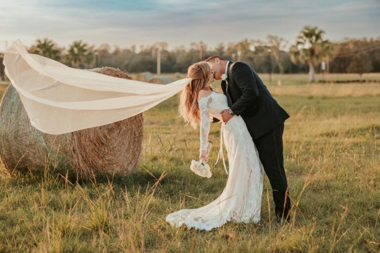 Read more about the article Victoria Wedding Photography Tips & Advice