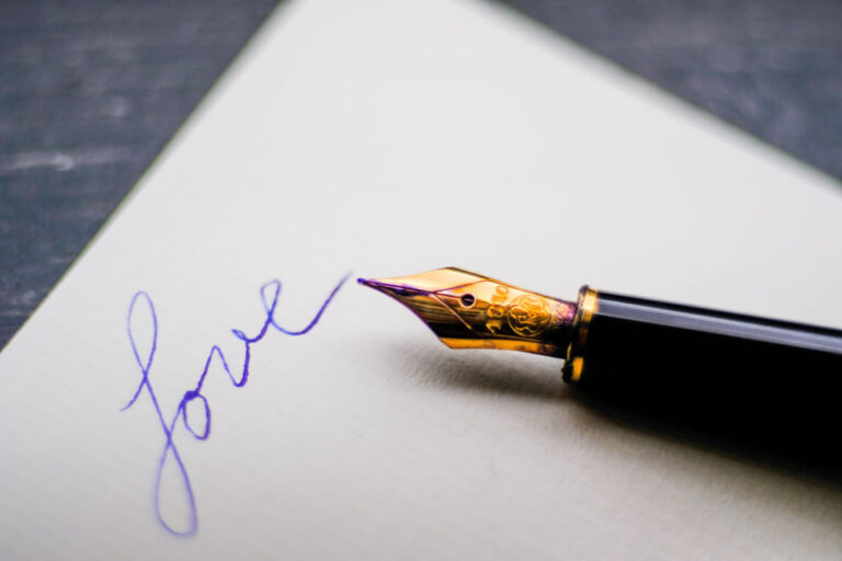 Read more about the article How to Write Your Own Wedding Vows
